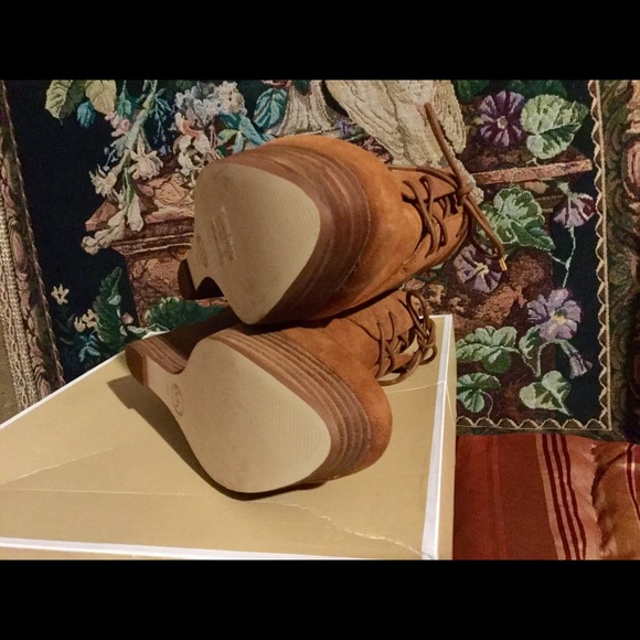 Michael Kors Pierce Boots - Picture 7 of 8